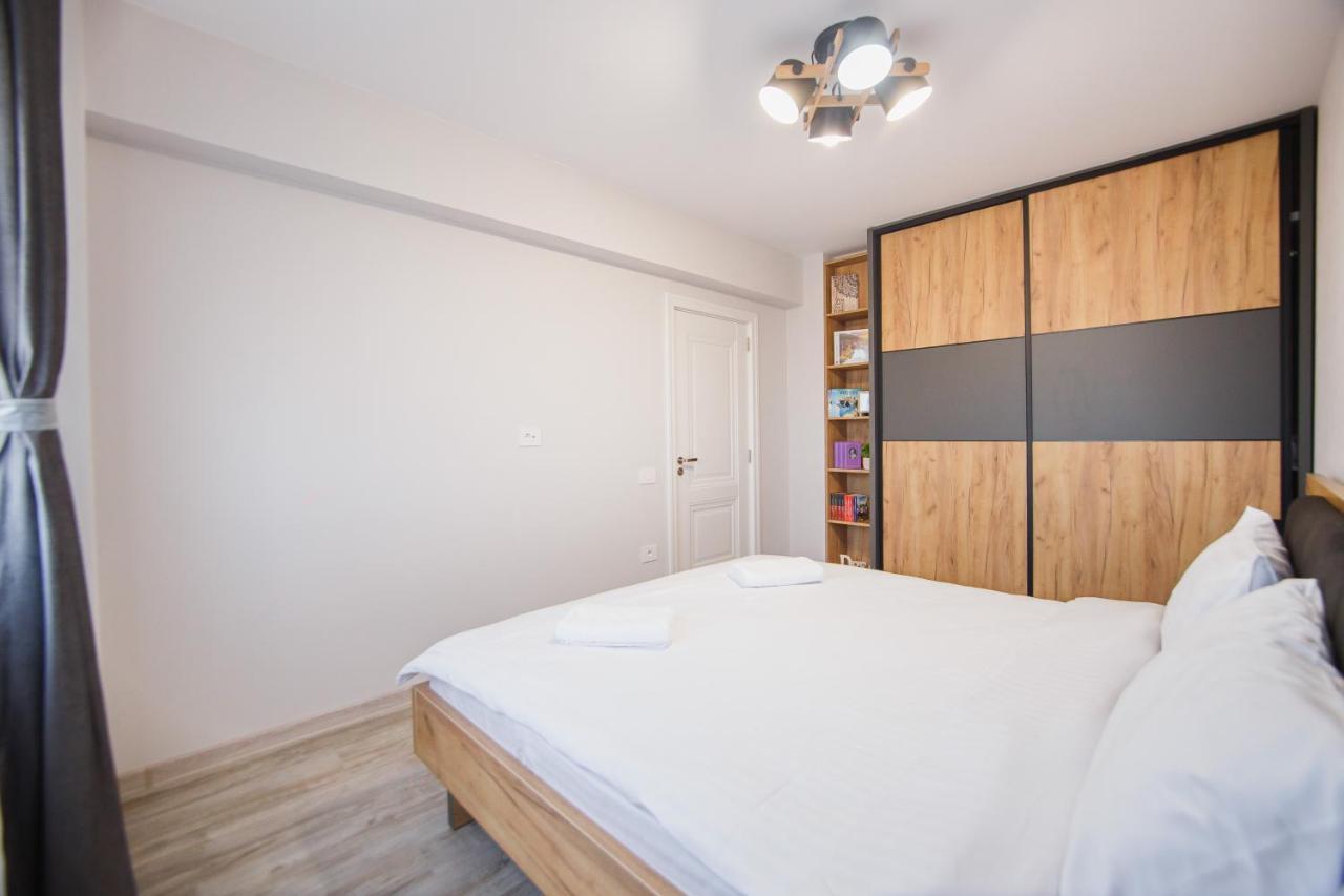 Apartamento Creamy Wood Haven Oradea Exterior foto