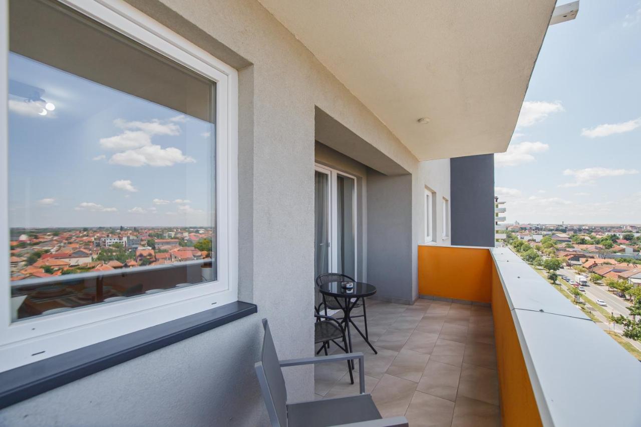 Apartamento Creamy Wood Haven Oradea Exterior foto
