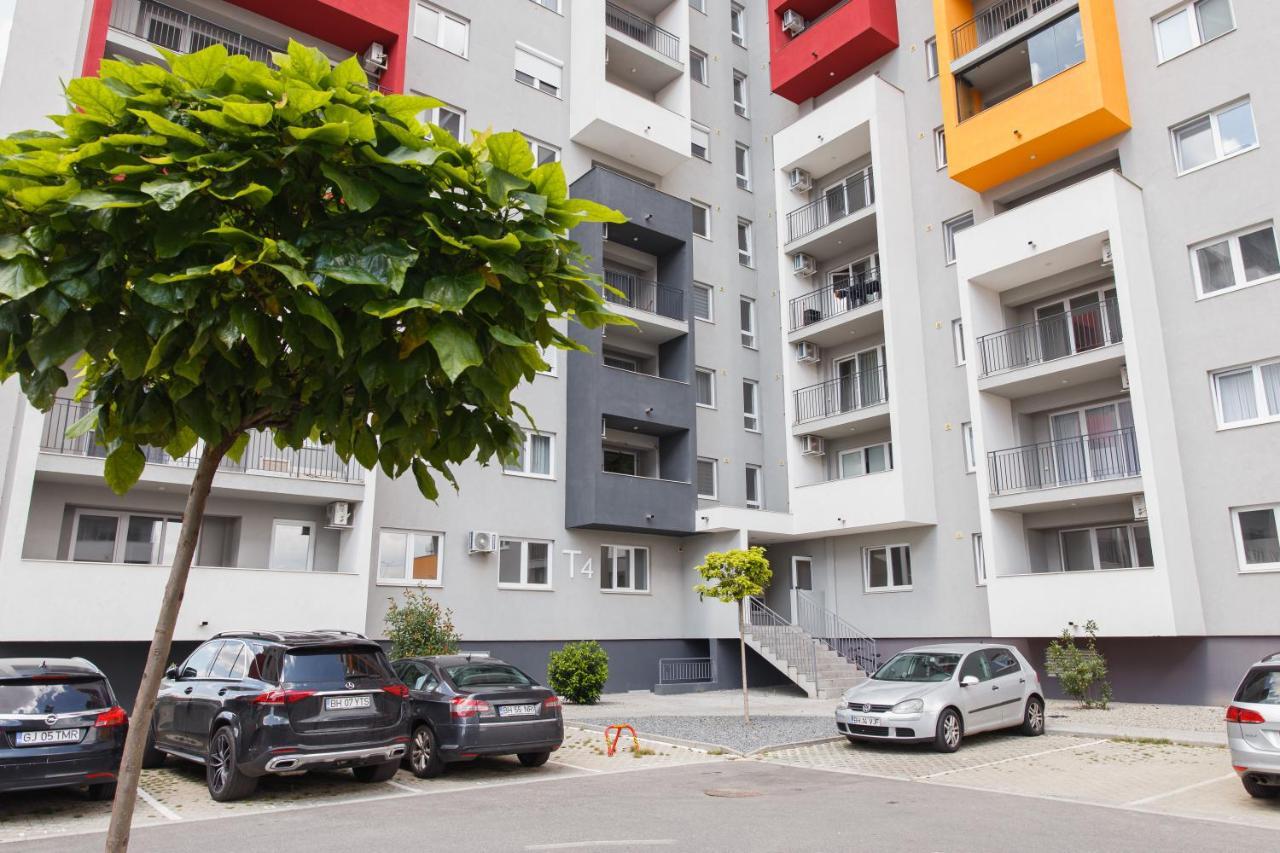 Apartamento Creamy Wood Haven Oradea Exterior foto