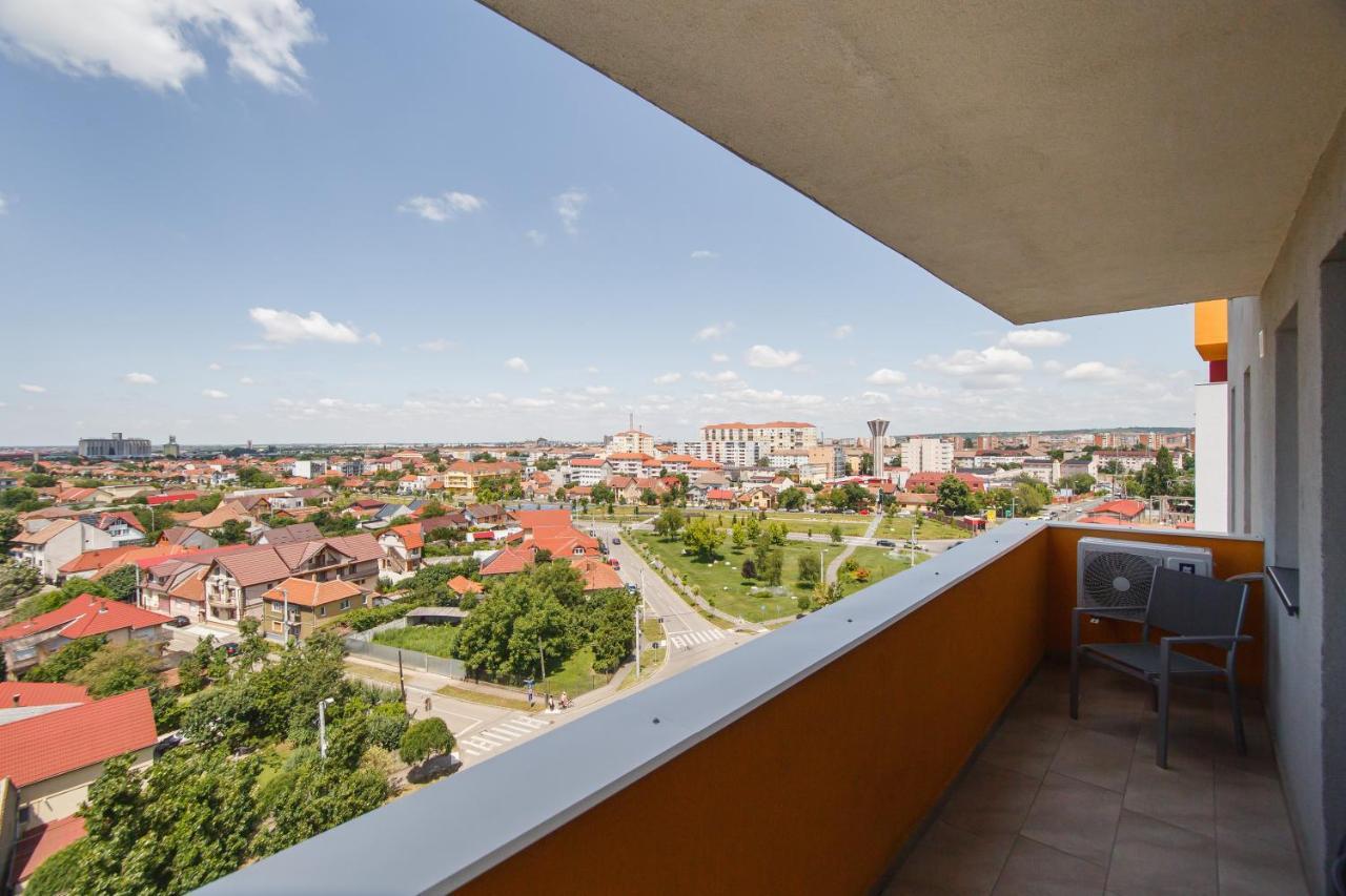 Apartamento Creamy Wood Haven Oradea Exterior foto